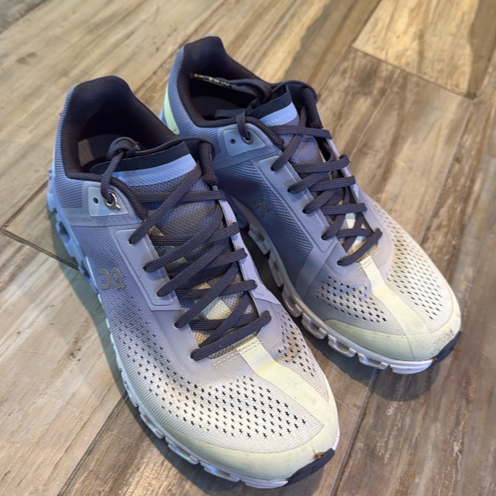EUC On Sneakers